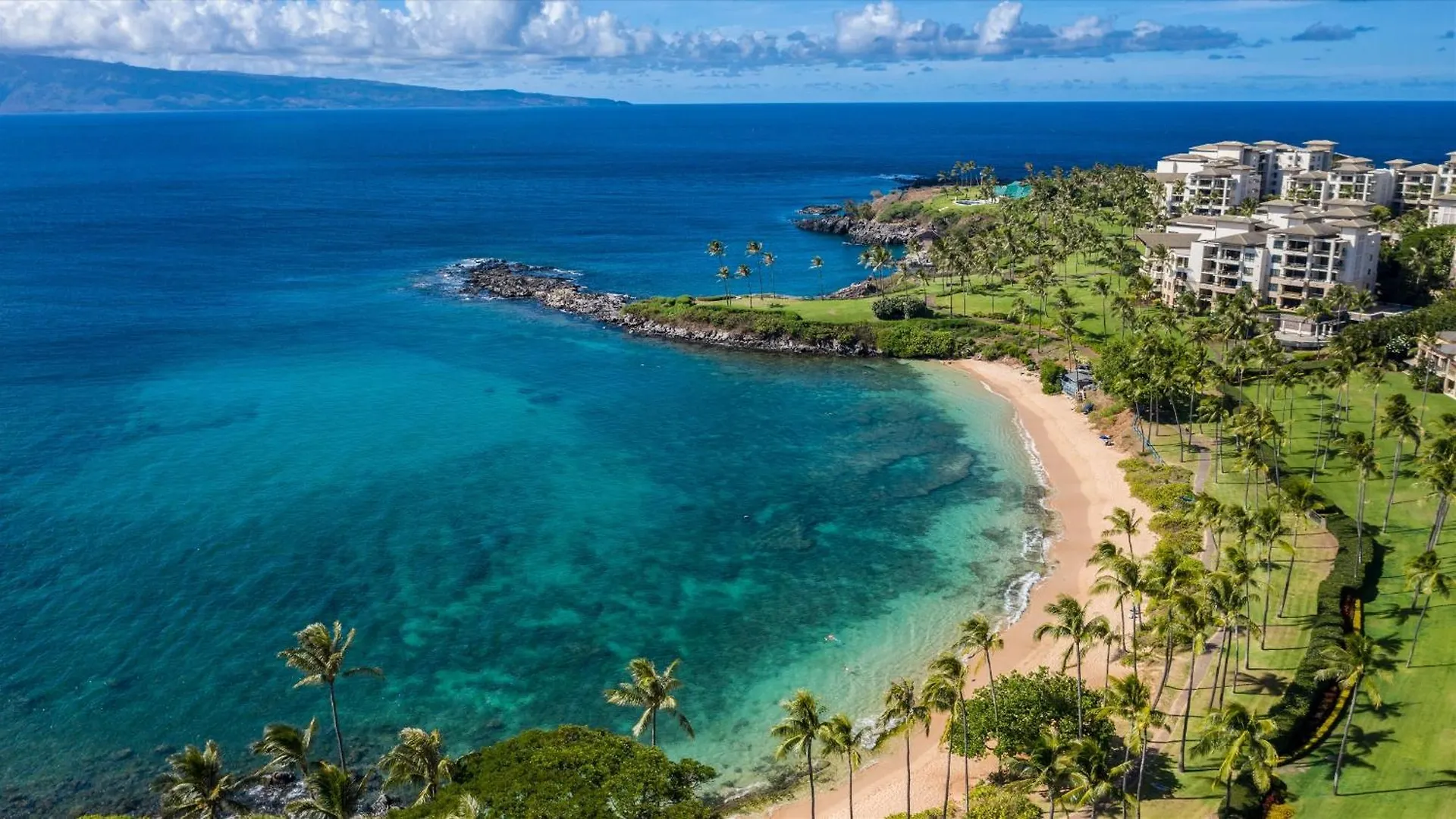 Villa Redecorated! Like-New Oceanview 3 Brsleeper Den 3,5 Ba Montage Kapalua Grand Residence Sleeps 8!